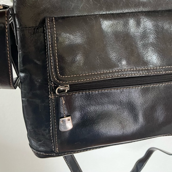 GIANI BERNINI - Black Crossbody Genuine Leather Purse - Lots of pockets! - Picture 7 of 12